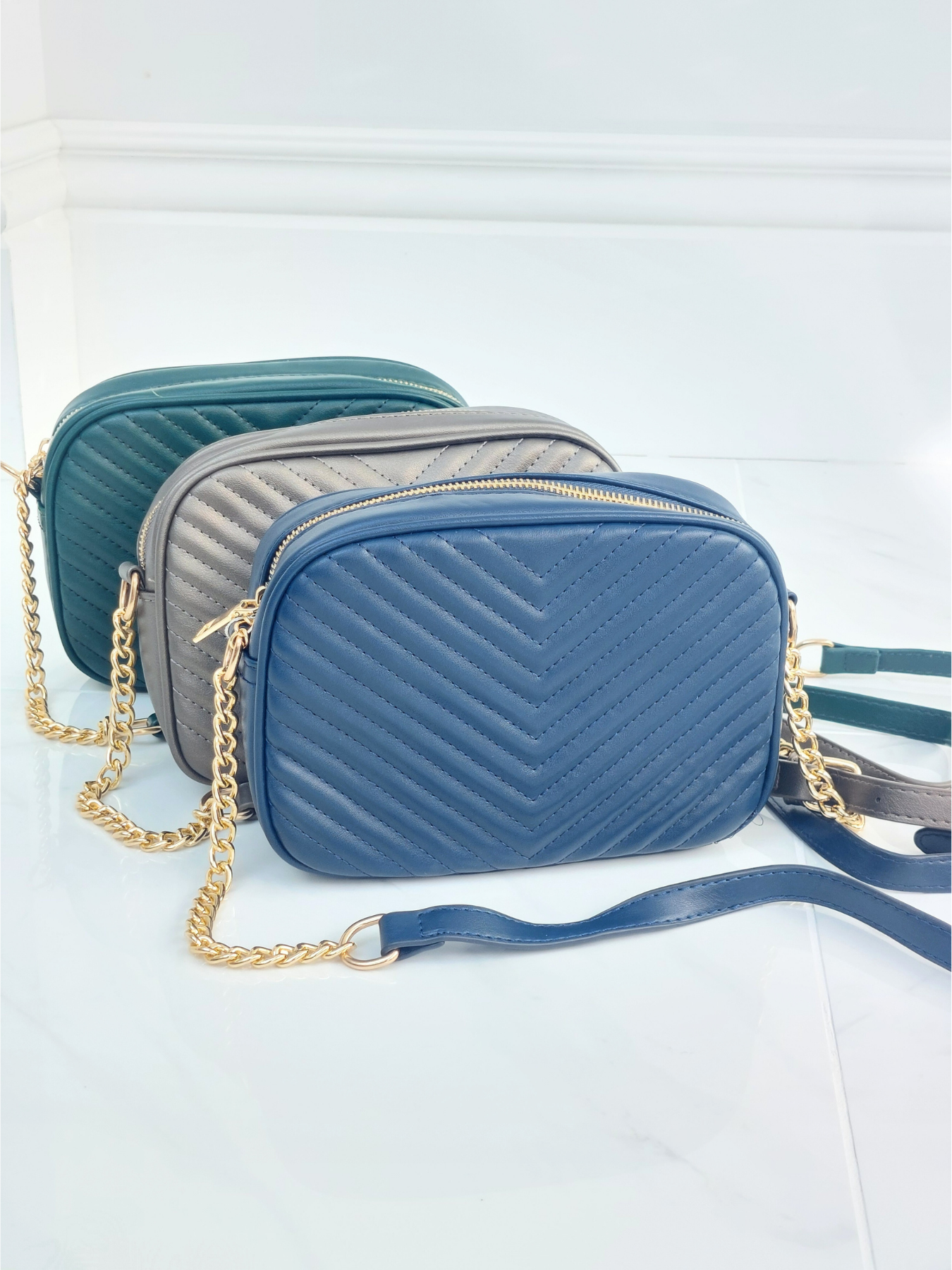 Chain Strap Crossbody Bag In Forest Green