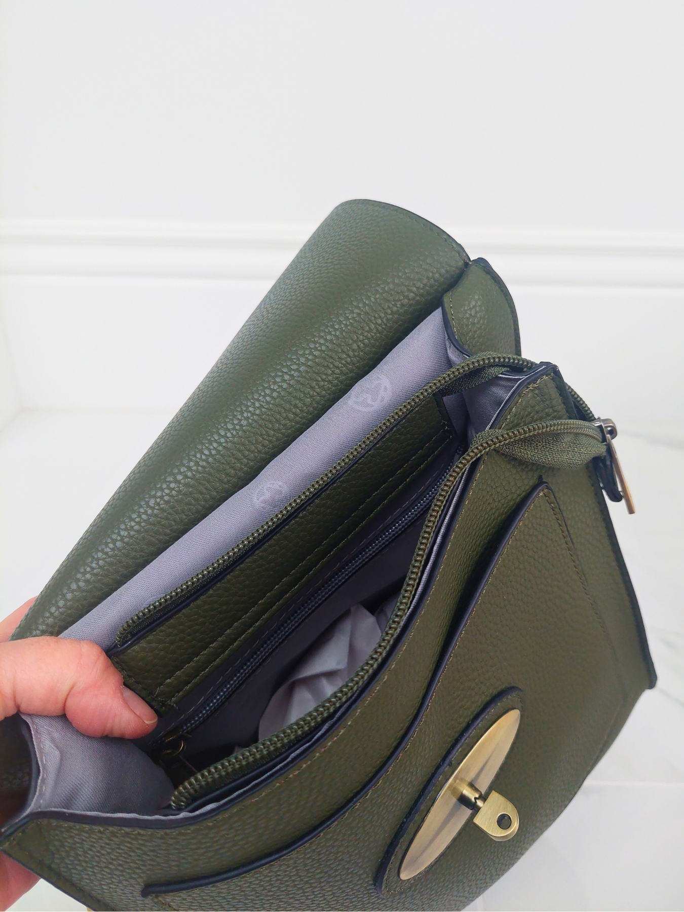 Cross Body Messenger Bag In Olive Green