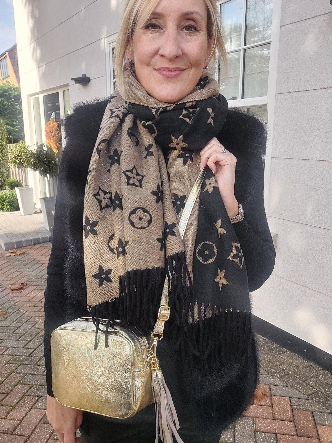Reversible Floral Print Metallic Thread Tassel Scarf In Black/Gold - Filli London