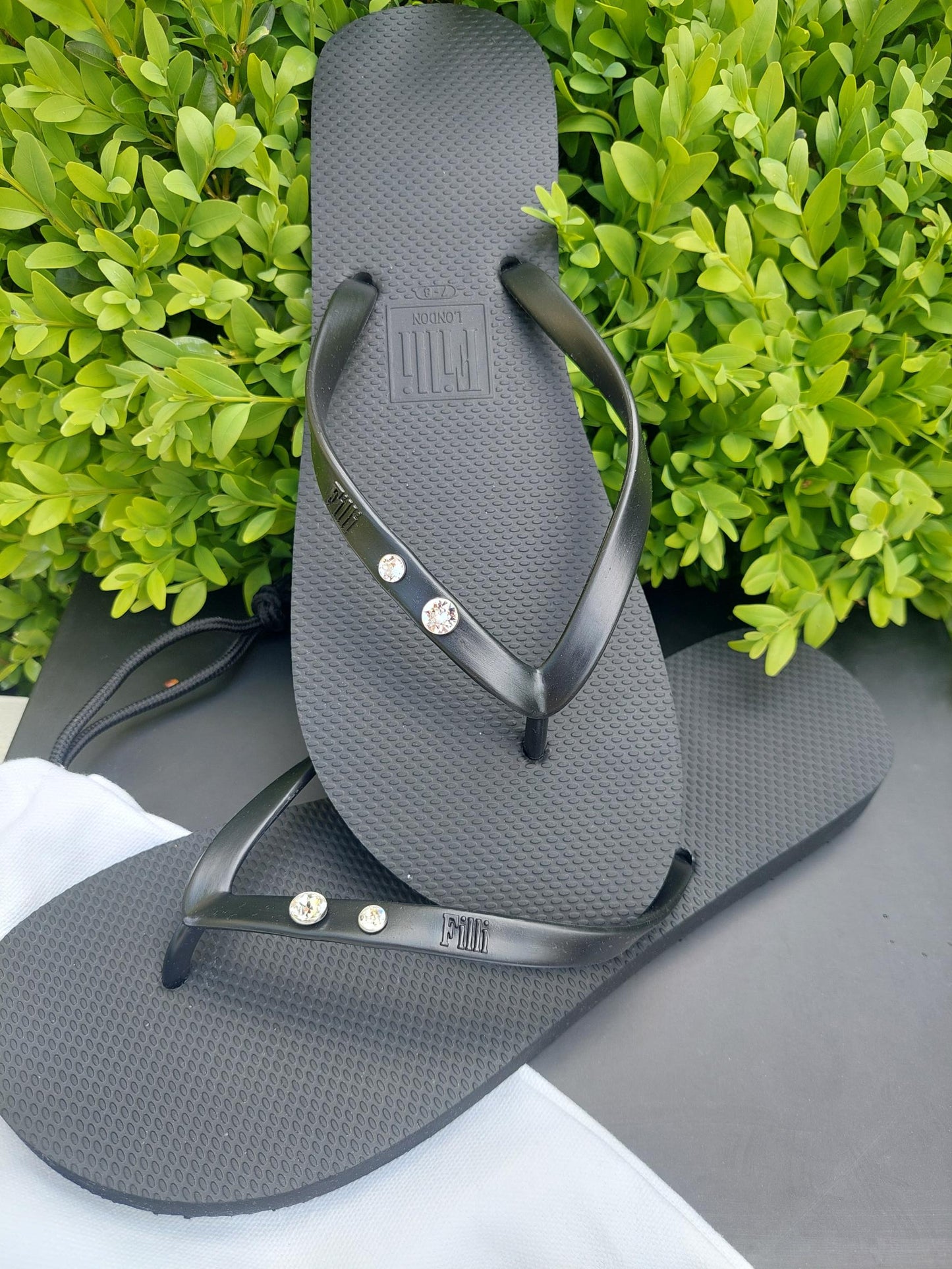 Crystal Diamond - Black Luxury Flip Flops - Filli London