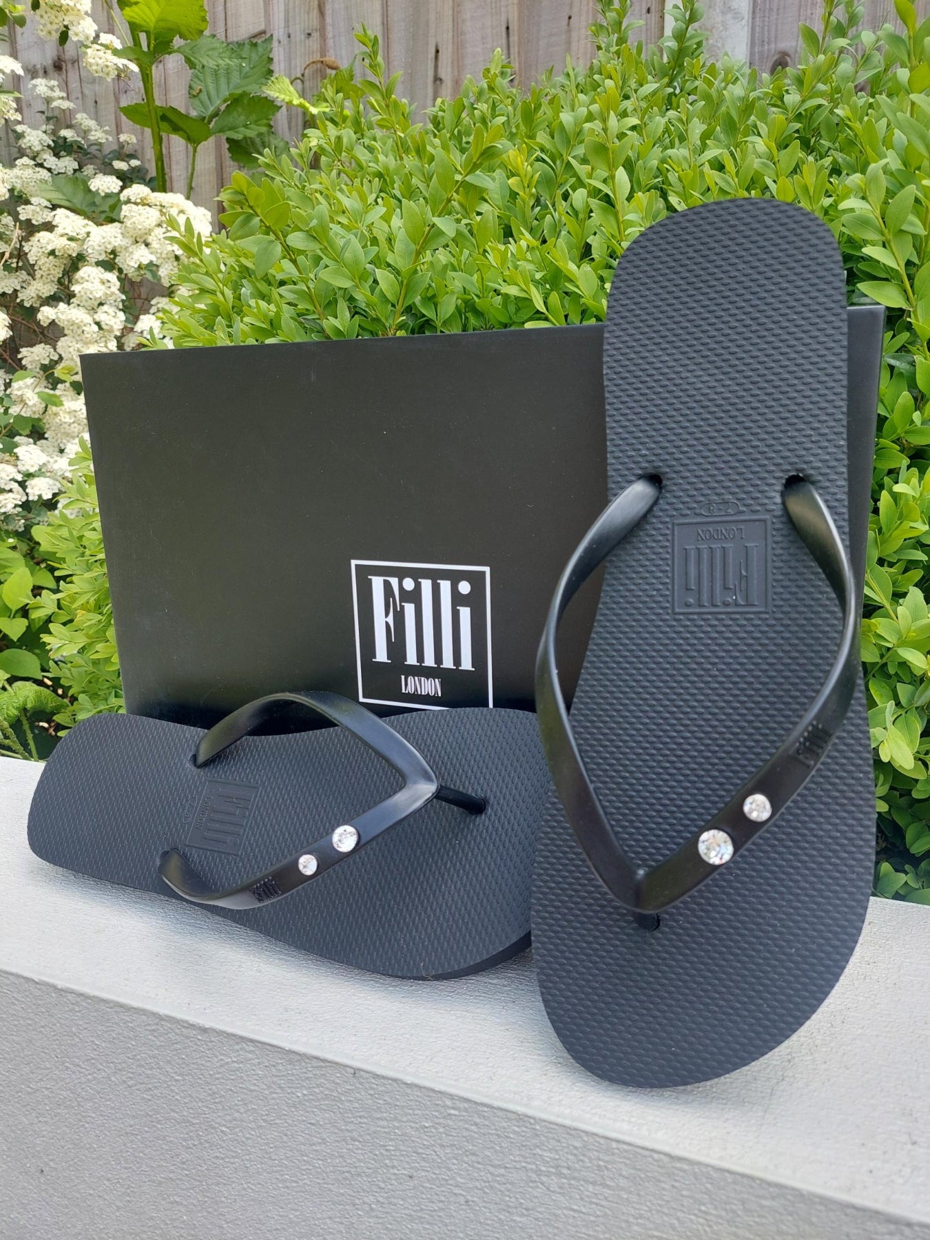 Crystal Diamond - Black Luxury Flip Flops - Filli London