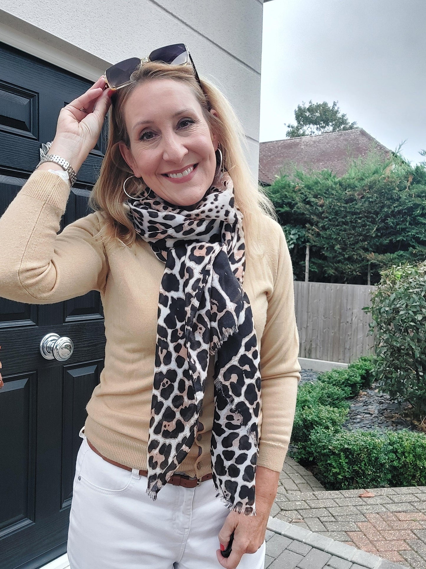 Leopard Print Scarf In Black/Beige