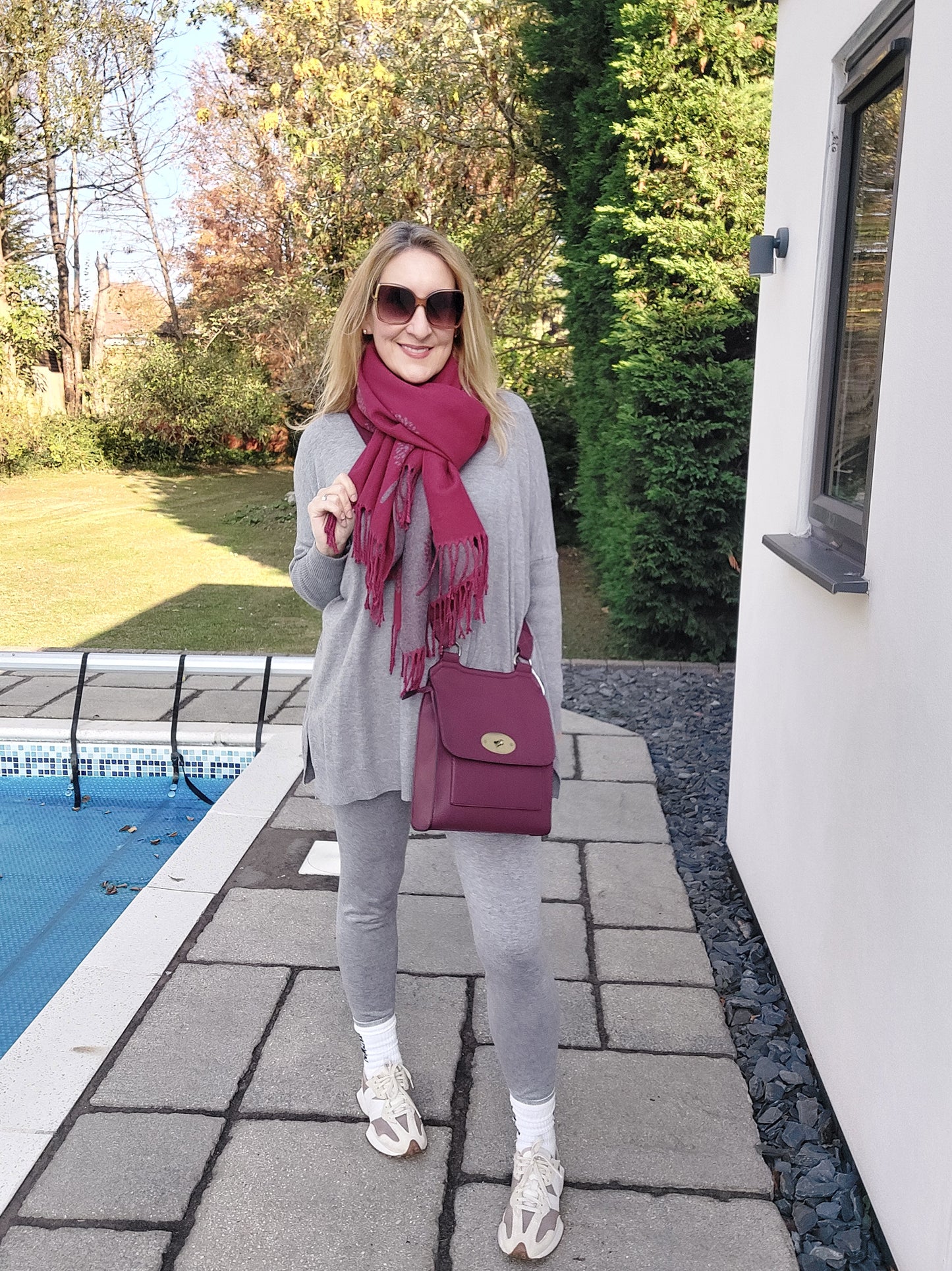 Cross Body Messenger Bag In Wine