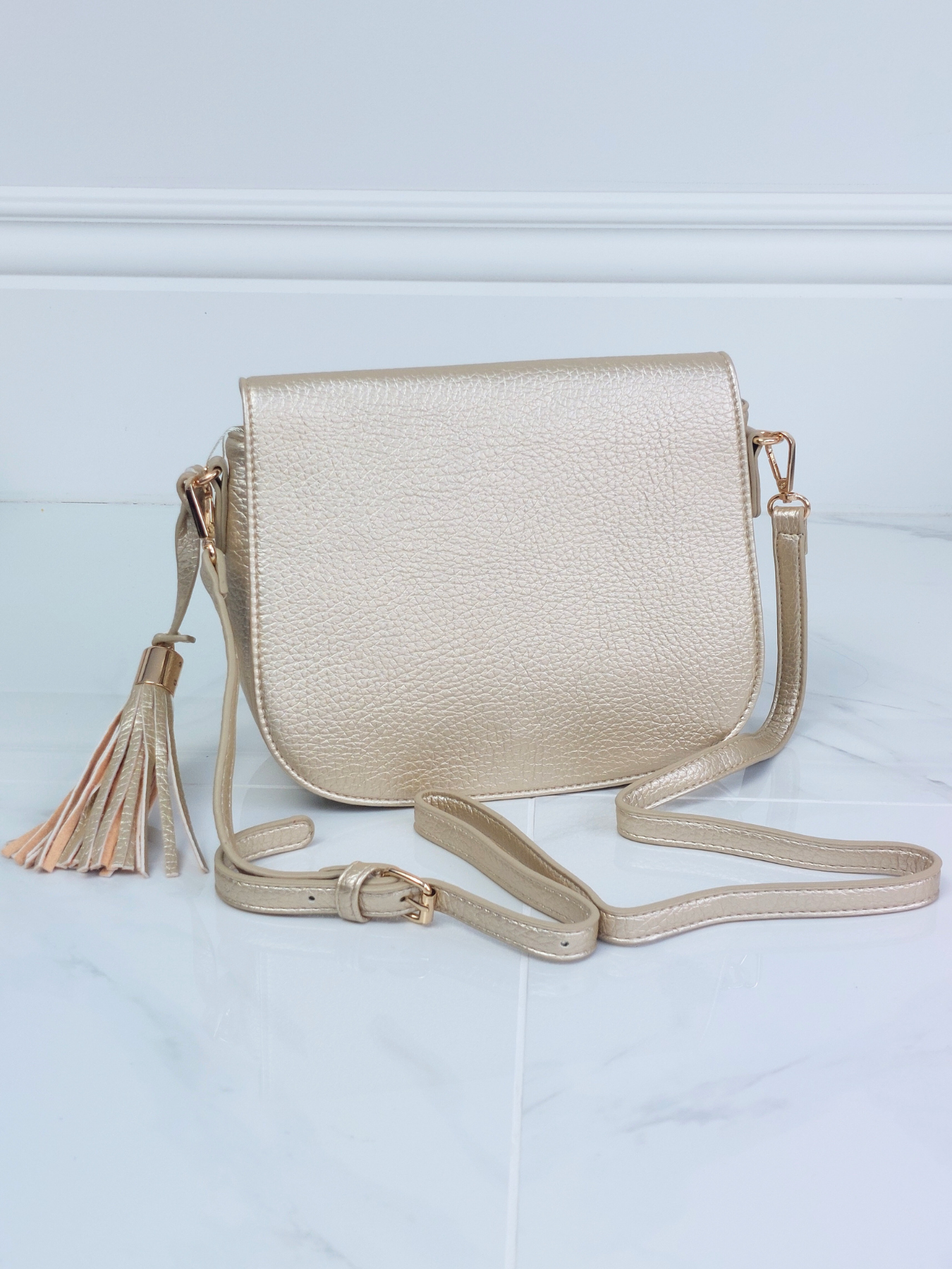 Classic Crossbody Saddle Bag with Magnetic Clasp In Gold