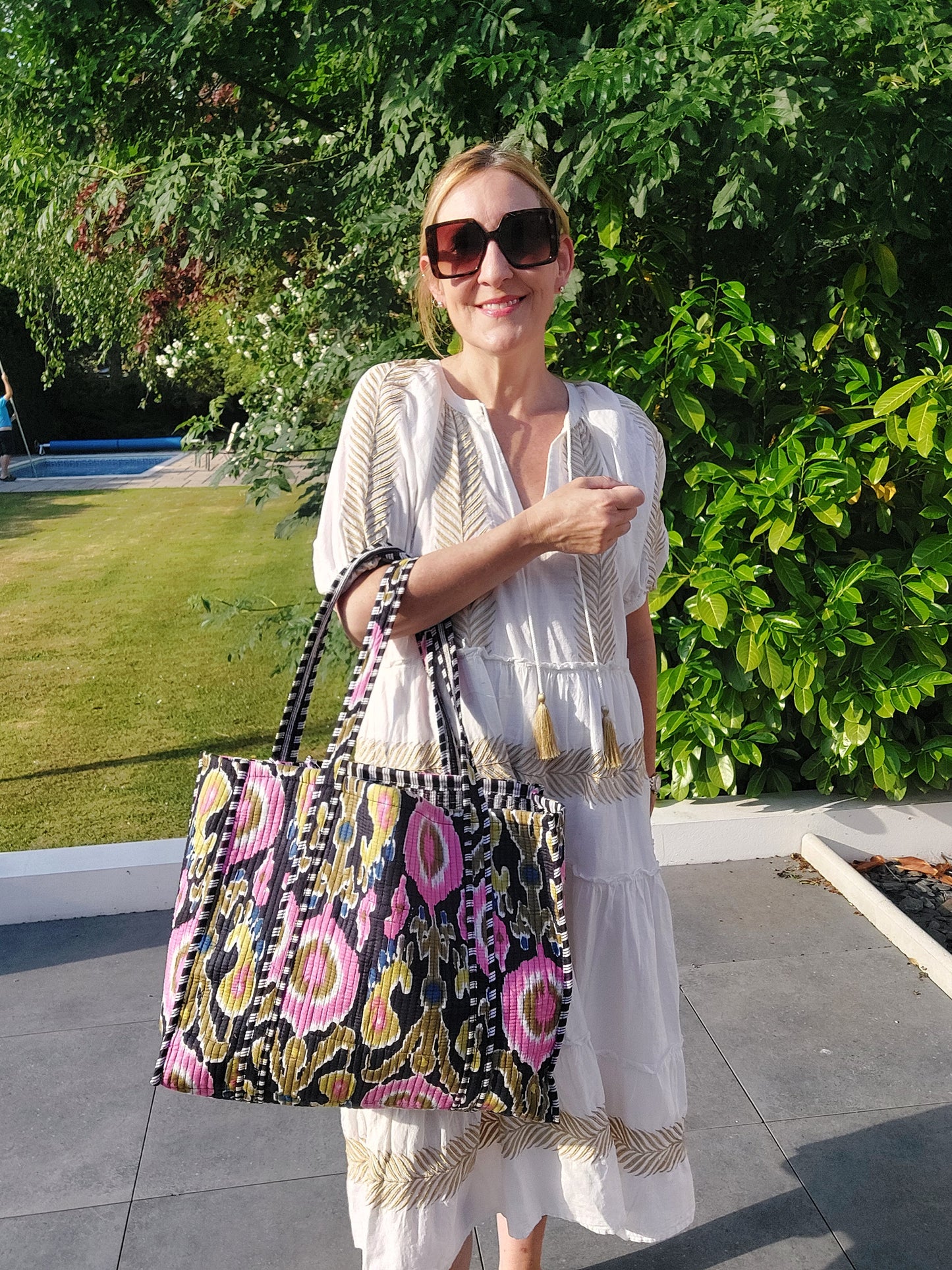Reversible Quilted Cotton Ikat Print Tote Beach Bag In Navy Blue