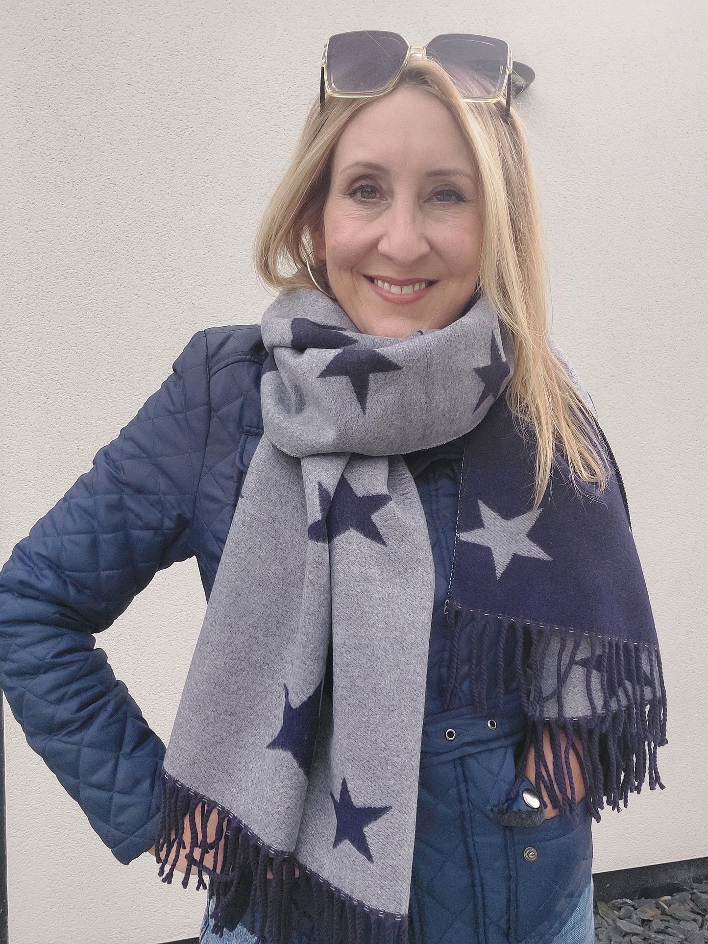 Star Pattern Reversible Winter Cashmere Wrap Tassel Scarf In Navy/White