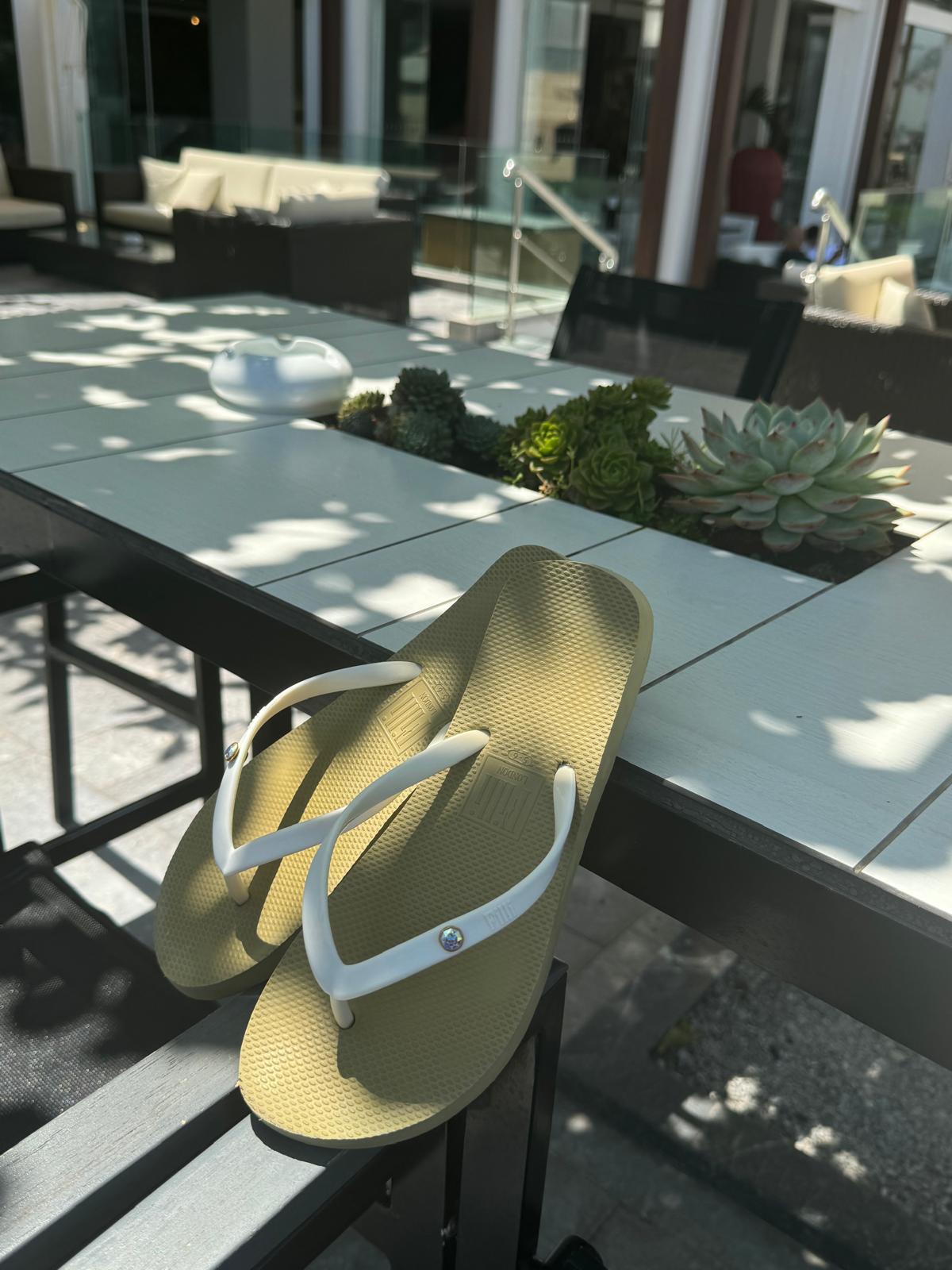 Aurora - Luxury Gold/White Flip Flops - Filli London