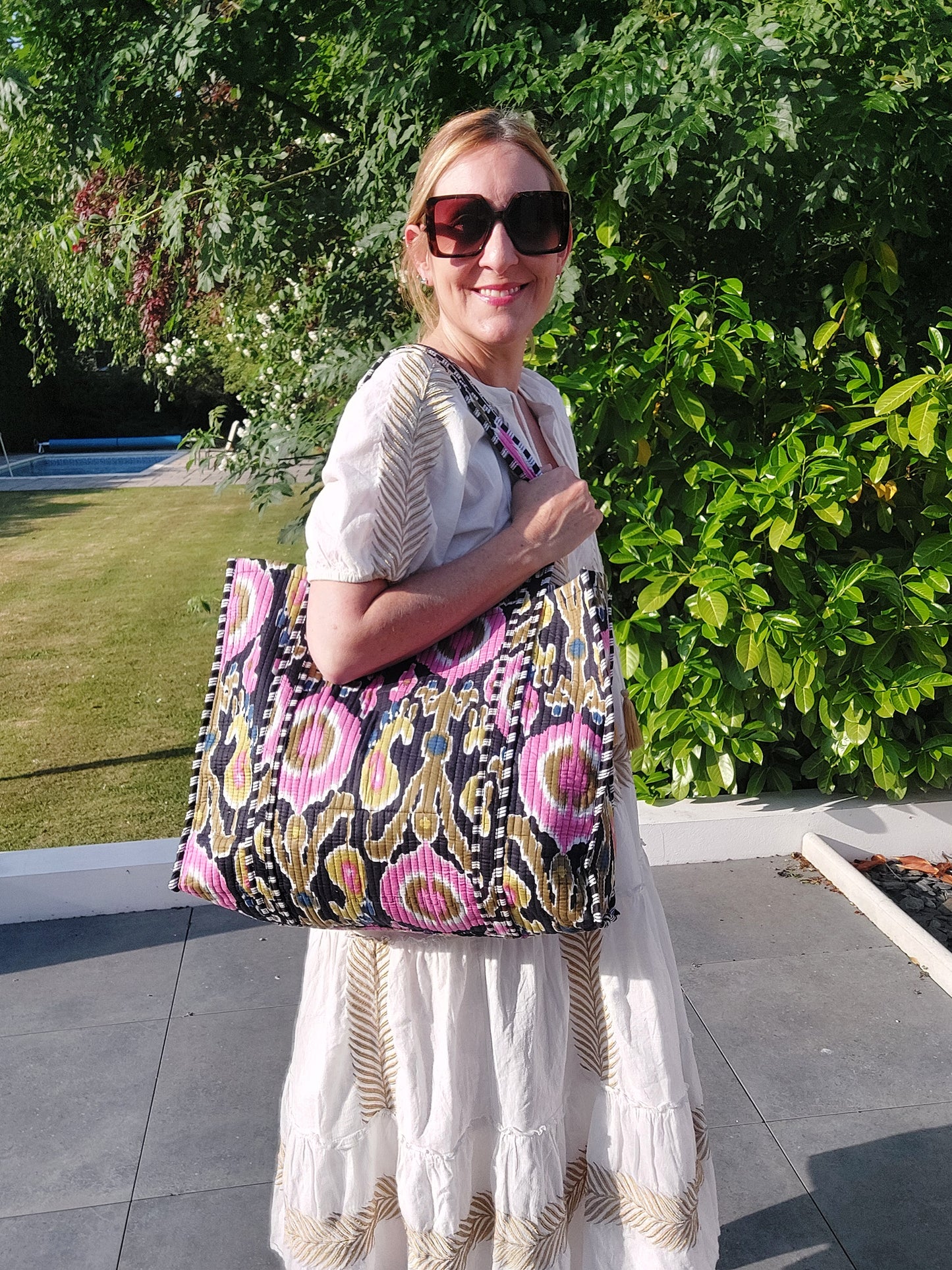 Reversible Quilted Cotton Ikat Print Tote Beach Bag In Navy Blue