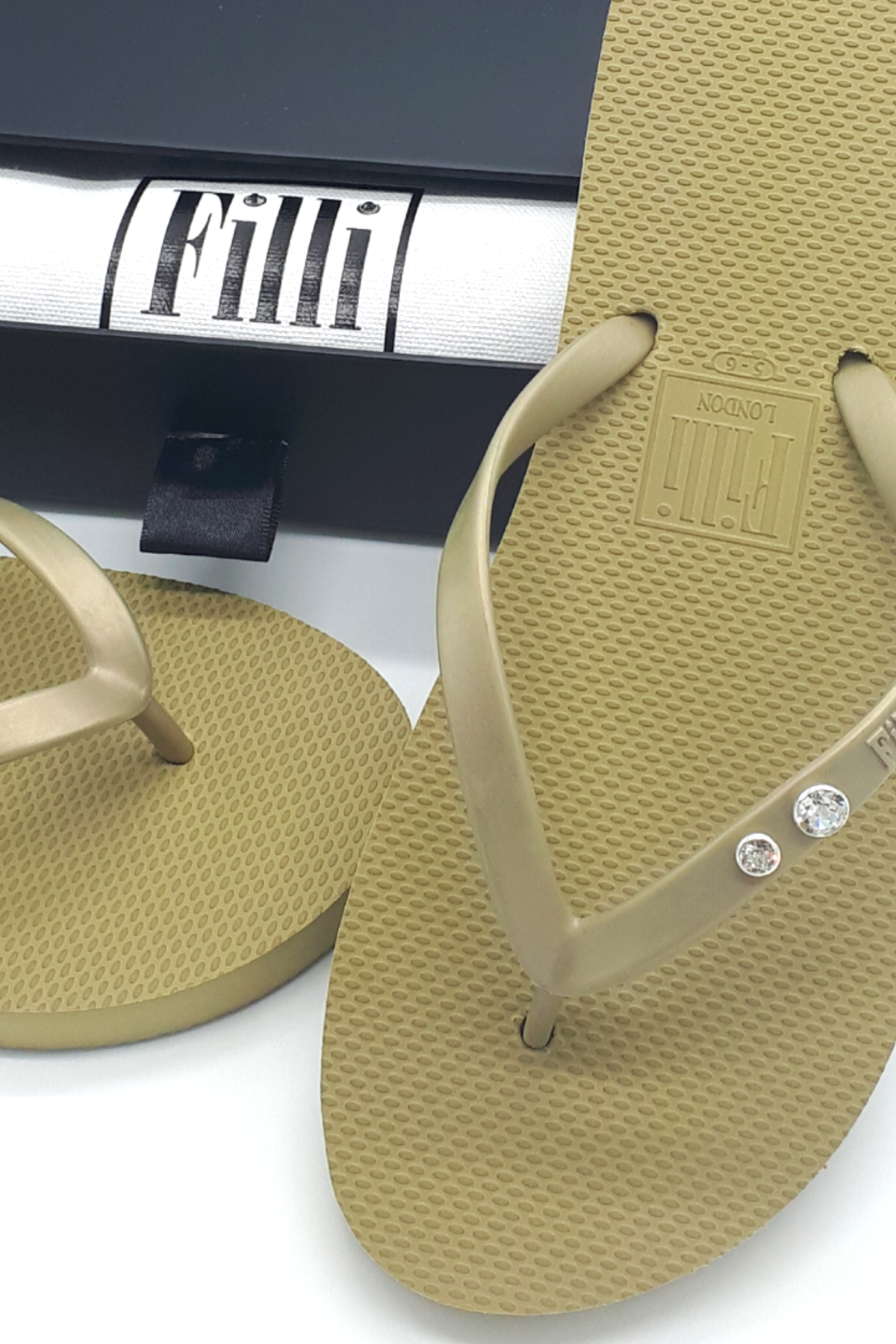 Crystal Diamond - Gold Luxury Flip Flops