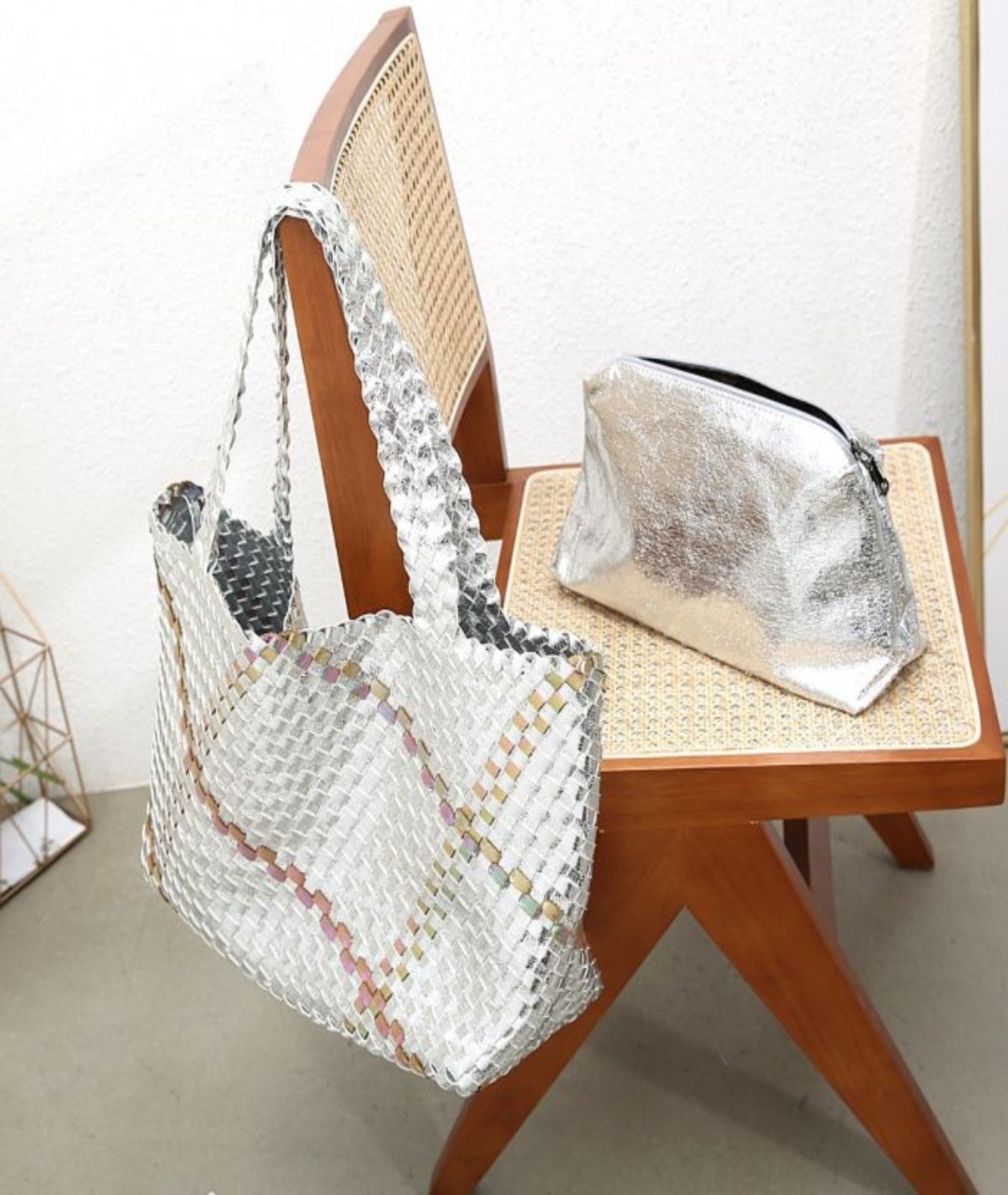 NEW ✨Luna Metallic Woven Tote Set In Silver