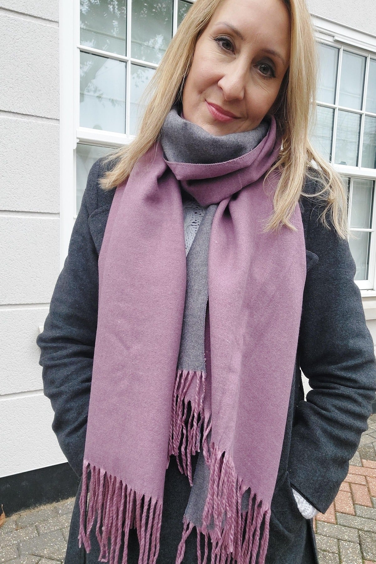 Warm Reversible Plain Tassel Blanket Scarf In Lavender/Charcoal