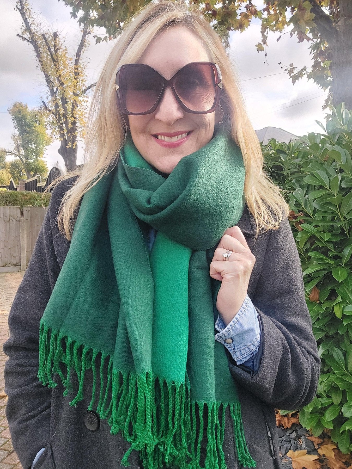 Warm Reversible Plain Tassel Blanket Scarf In Green