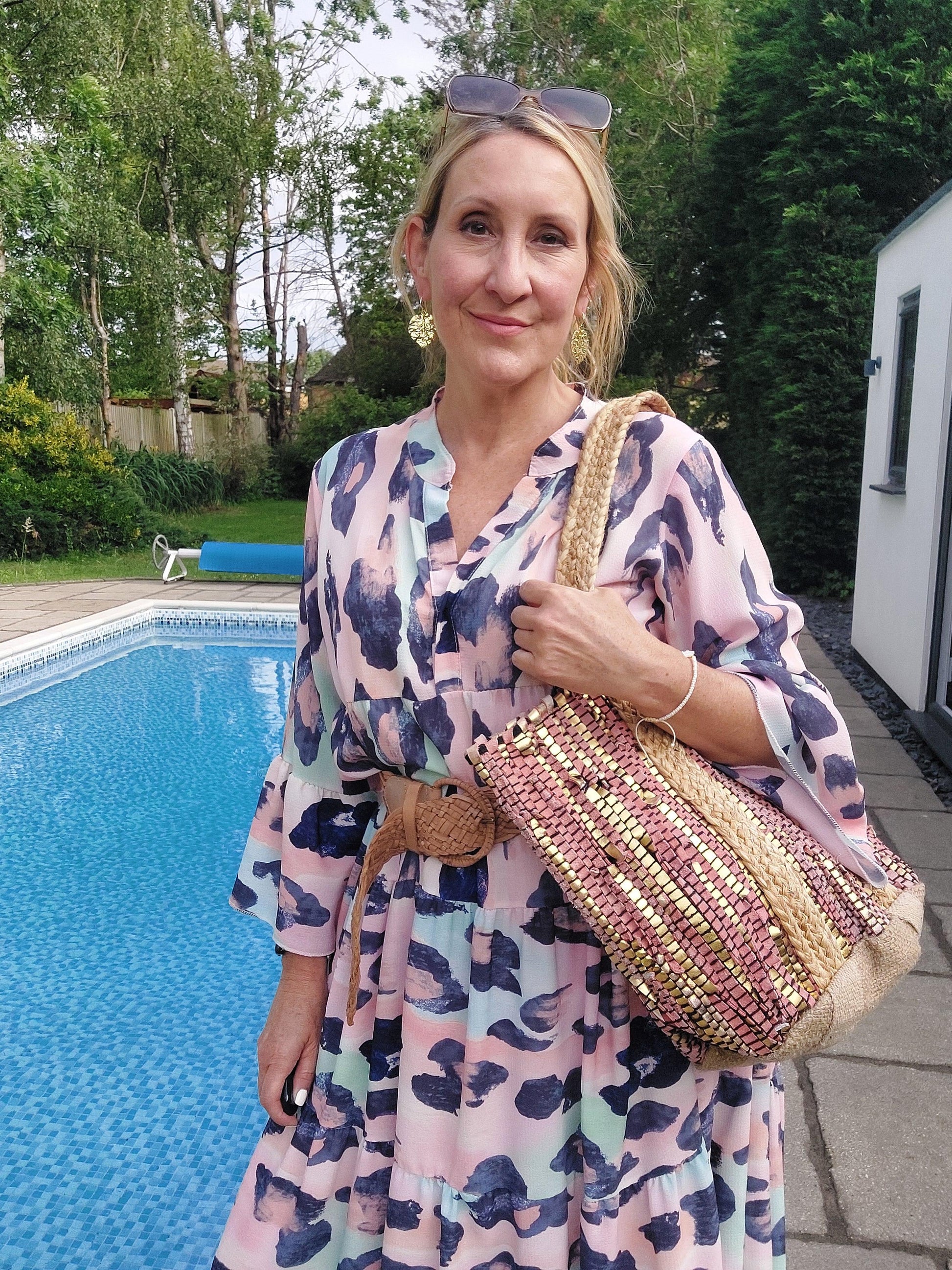 Luxe Edit 💎 Handwoven Leather & Straw Luxe Tote In Coral/Gold - Filli London