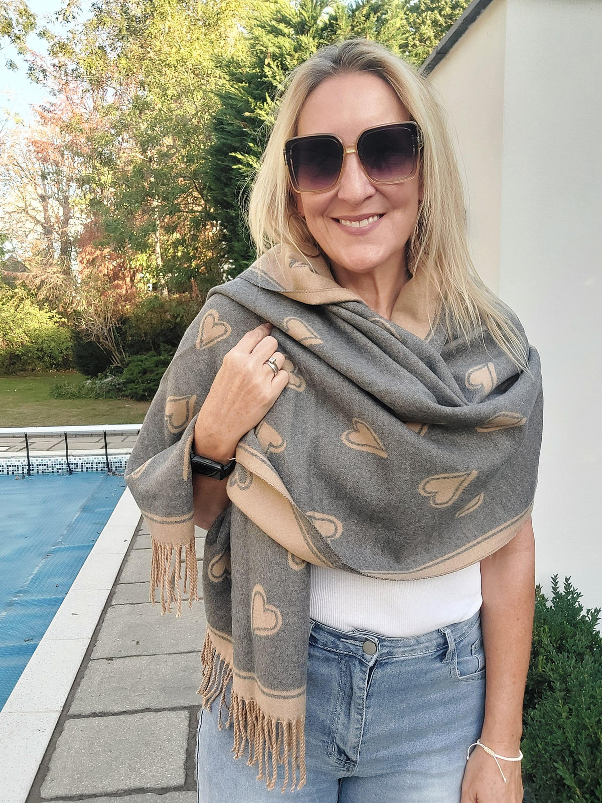 Reversible Heart Print Cashmere Blend Scarf In Gold/Grey - Filli London