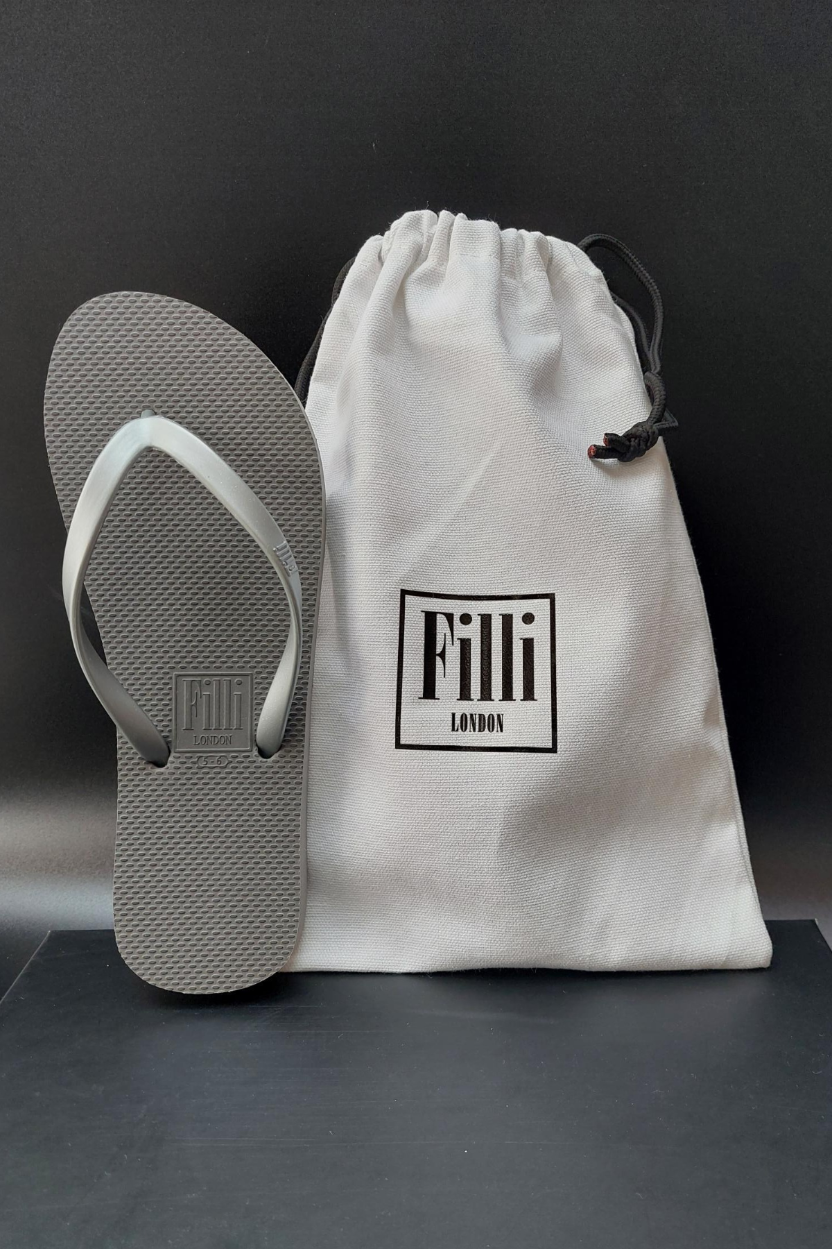 Naked Flip Flops - Silver - Filli London