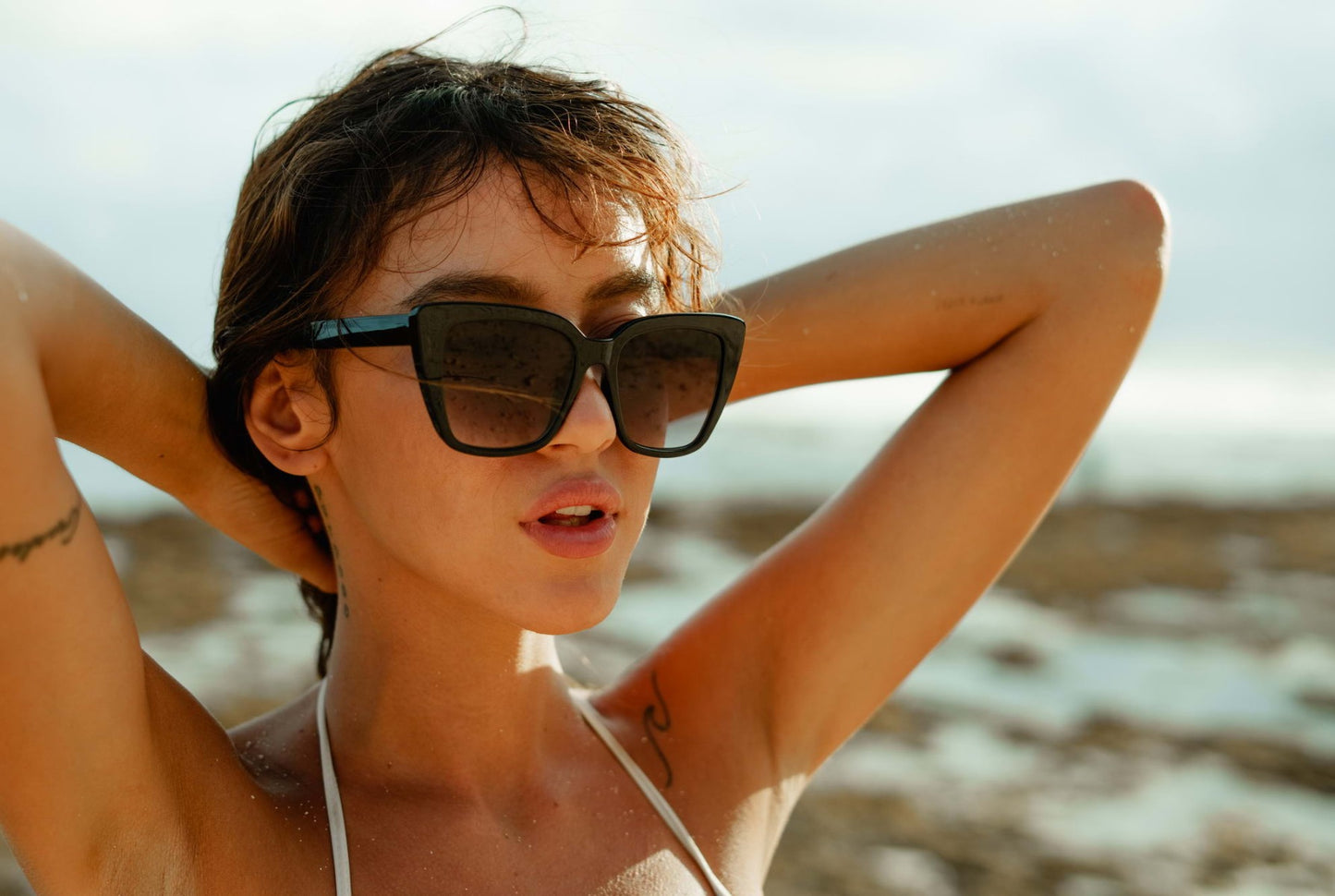 Tulum Oversized Cat Eye Sunglasses In Black