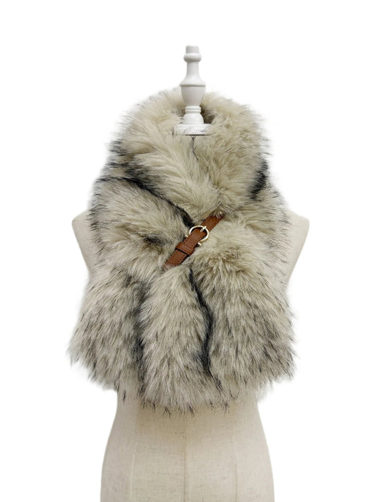 Faux Fur Buckle Scarf & Touchscreen Gloves Gift Set In Beige