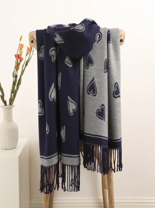 Reversible Heart Print Cashmere Blend Scarf In Navy Blue