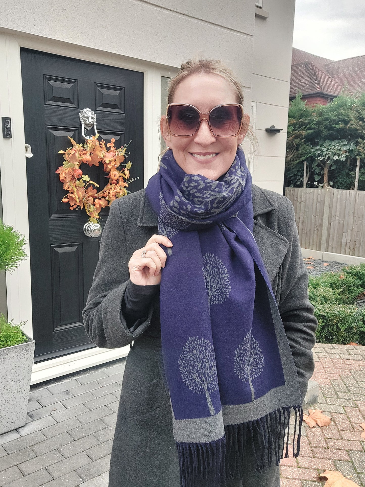 Best Seller⭐Tree Print Reversible Soft Blanket Scarf In Navy