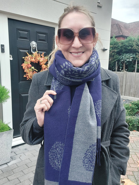 Best Seller⭐Tree Print Reversible Soft Blanket Scarf In Navy