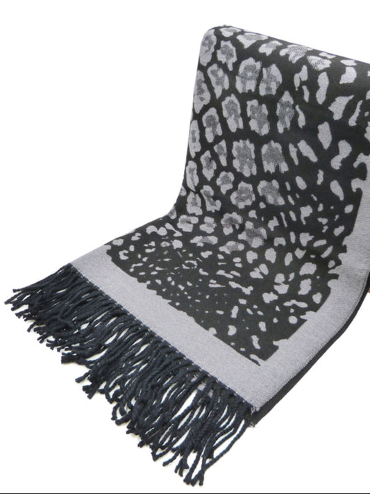 Best Seller⭐Reversible Leopard Print Cashmere Scarf In Black/Grey