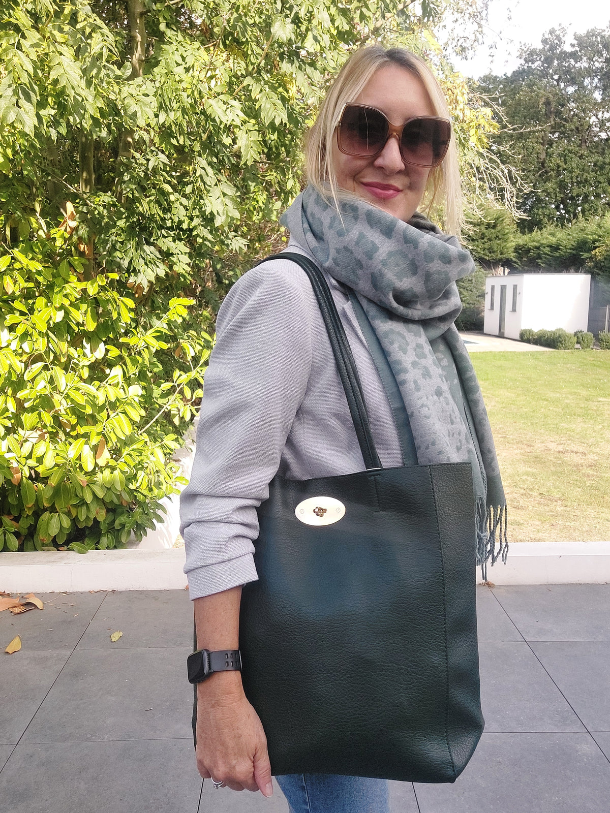 Soft Faux Leather Tote Bag In Dark Green - Filli London